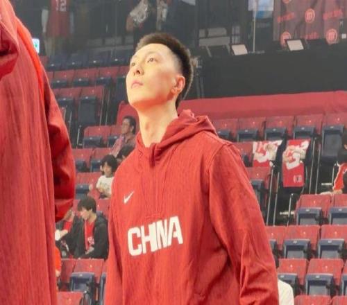 女篮联赛局,势突变,国家队新星,广州赛马,赛程安排,赛果查询,马匹资料,赛事动态