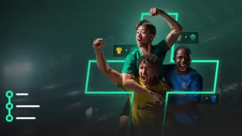 曼联对水晶宫激战正酣：格拉斯纳揭秘343阵型下的进攻盛况